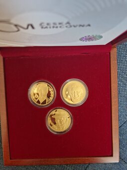 Zlaté půluncové číslované medaile Karel Gott - 3