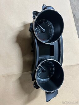 Budíky Škoda Superb 2 - 3