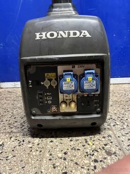 Elektrocentrála Honda EU 20i - 3