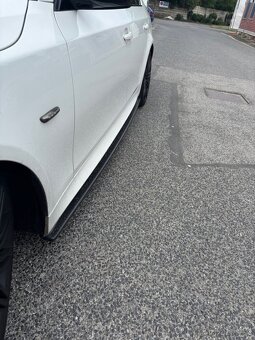 Podprahové lišty pro BMW Е60 Е61 - Černý Lesk - 3