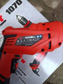 Příklepová vrtačka HECHT nová - 3