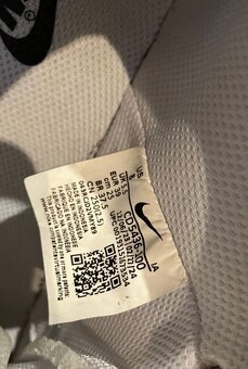 Bílé kotníkové boty NIKE, vel. 39 - 3