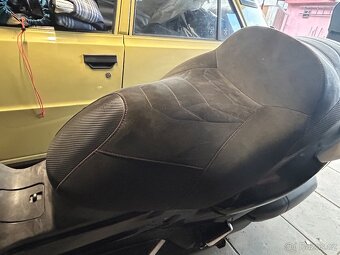 Sedadlo Yamaha xmax 2008 - 3