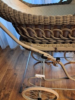 Retro kočárek KNORR - 3