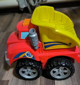 Mluvící autíčko Tonka Chuck - 3