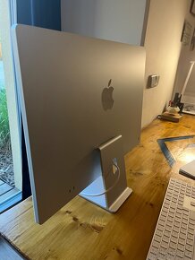 Apple iMac 2021 stříbrný 24” - 3
