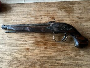 Prodam 2ks křesadlova historicka pistole - 3