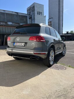Volkswagen Touareg II 3.0 V6 TDI R-Line 4MOTION 193kW - 3