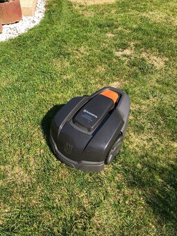 Robotická sekačka Husqvarna Automower 105 - 3