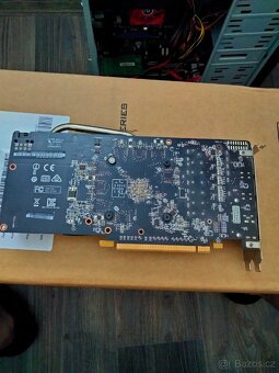 Grafická karta MSI RX 570 armor 8G OC - 3