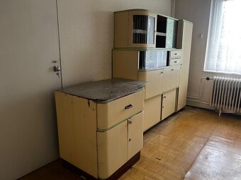 Starý nábytek k renovaci - 3