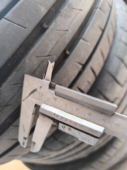 Prodám pneu 205/55 R 16V - 3