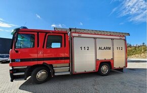 Hasičské vozidlo, Mercedes Actros 1831, 2000 l vody - 3