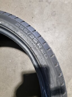Zimní pneu 255/40R20 Nokian - 3