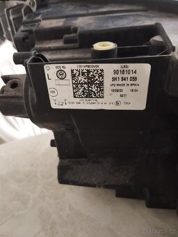 Světlomety VW Golf - 3