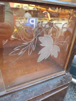 Stará skříňka - 3