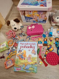 Hračky 50 Kusů, Barbie, štěkající pes, svítící lampa - 3