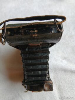 Analogový fotoaparát. - 3