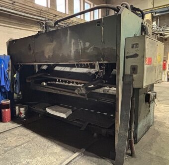 Hydraulické tabulové nůžky CNTA 3150 / 25 A - 3