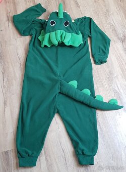 Karnevalový kostým. Vel.S. - 3