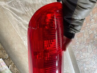 Zadní světlo na karavan Hobby - 3