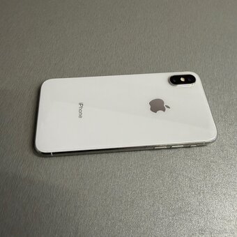 iPhone X 64GB bílý - 3