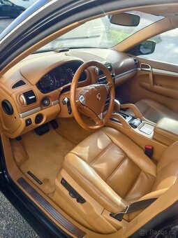 Porsche Cayenne - 3