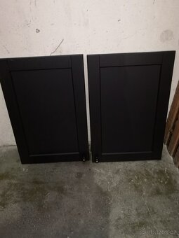 KUCHYNSKÉ DVIŘKA IKEA - 3