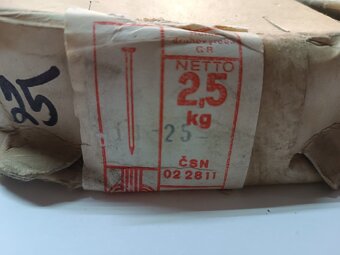 Kolářské hřebíky - 3