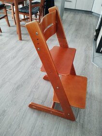 Prodám rostoucí židli Jitro - 3
