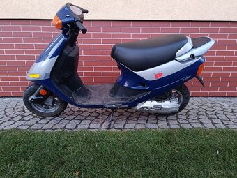 Aprilia 50 skútr - 3