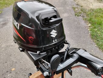 Lodní motor Suzuki 15Ps 4T + přísl. - 1A top stav - 3
