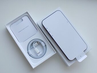 APPLE iPhone 14 256GB Black - ZÁRUKA - NEPOUŽIT - 3