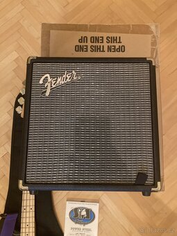 Basová kytara Fender a kombo Fender Rumble 15 - 3