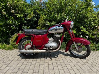 Jawa Panelka - 3