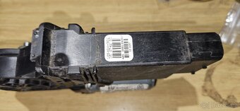 motory spouštění oken/ řídící jednotky dveří koncern vozidla - 3