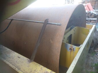 Vibrační válec VV 110 - 3