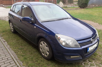 Opel Astra H - 1,6 16V 77 kw - 3