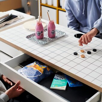 Dětský psací stůl Ikea Micke - 3