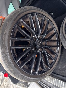 ALU 5x114,3 r18 et40 8j - 3