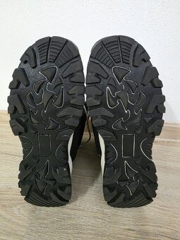 Zimní obuv LOOP vel 38. - 3