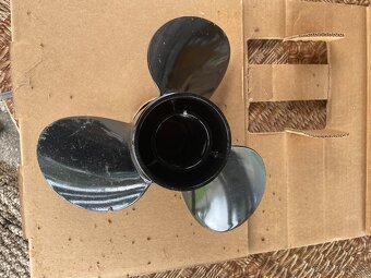 Propeller-lodní šroub Mercury Black Max Nový - 3