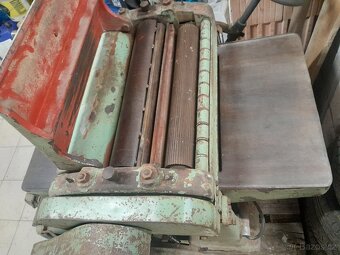 Prodám, protahovačka 600 mm, třínožová - 3