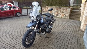 Moto Guzzi V85TT - 3