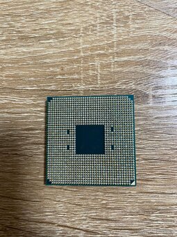 AMD ryzen 5 3600 - 3