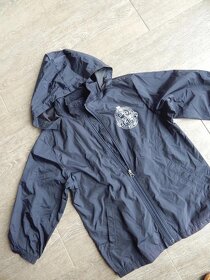 delší větrovka zn. Gap - 3