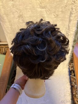 Krásná nová značková paruka - 3