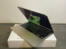 MacBook Air 13,6" 2022 M2 256GB / Starlight - 3