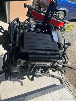 Motor 1.2TSI 66 KW typ CJZ najeto 76tis km - 3