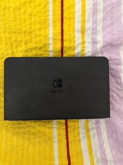 Herní konzole Nintendo Switch (OLED model) - 3